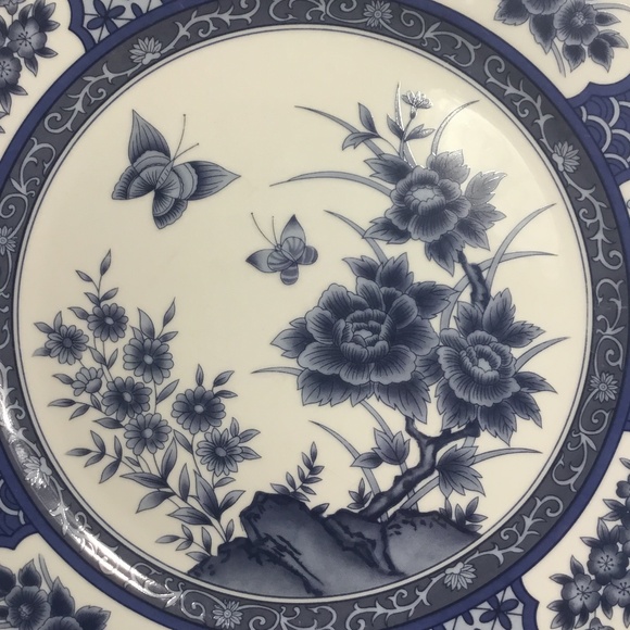 VINTAGE Imari Blossom Pattern Blue Theme Dinner Plate 10.75” - Picture 8 of 8